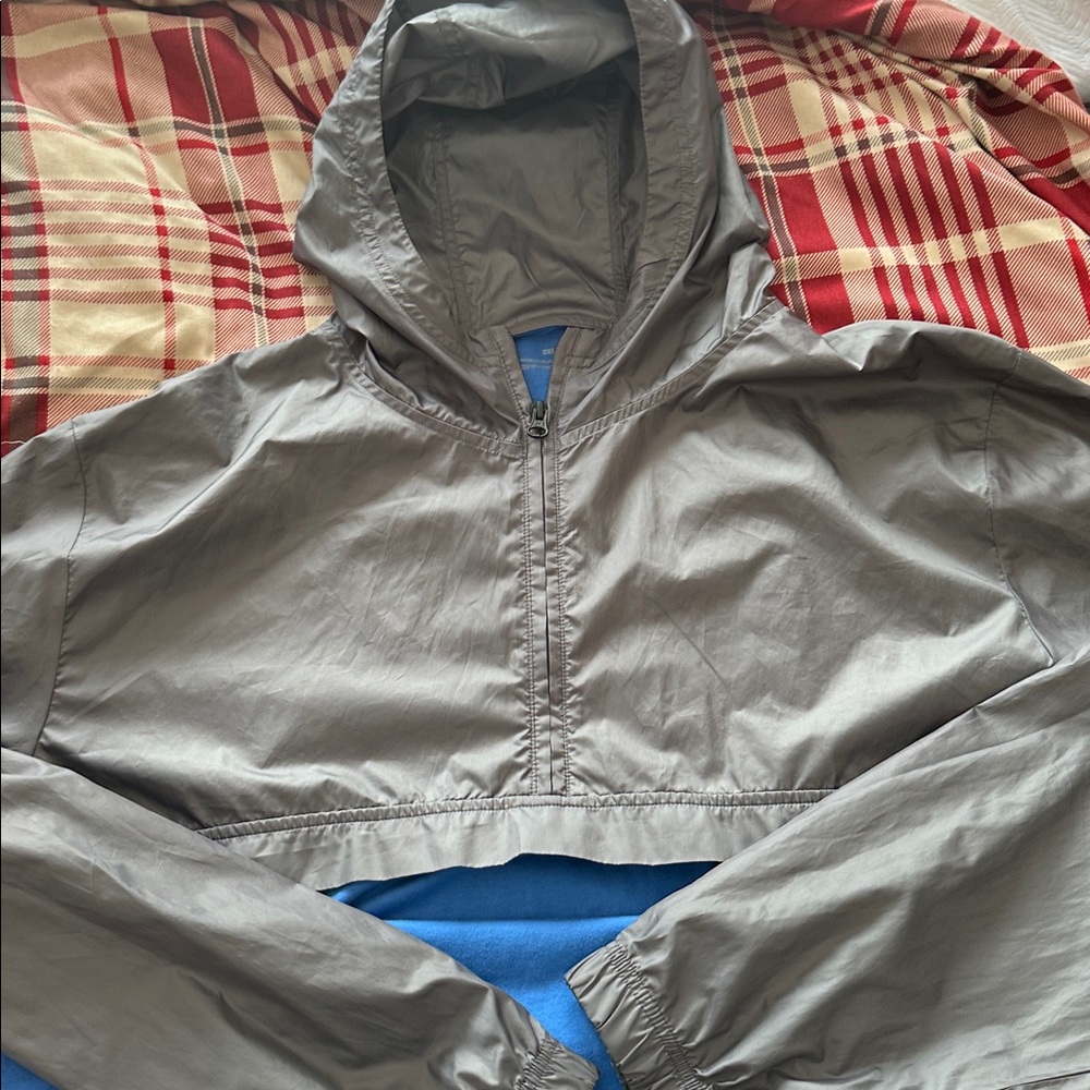 Under Amour Hooded shirt/light rain jacket